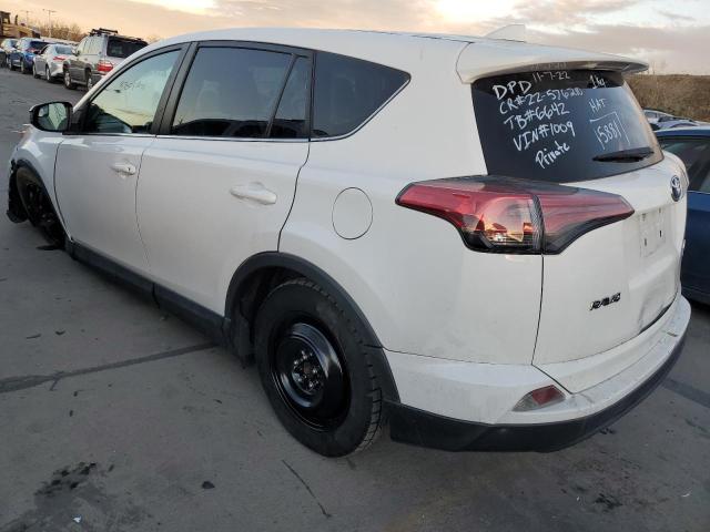 Photo 2 VIN: 2T3BFREVXJW741009 - TOYOTA RAV4 LE 