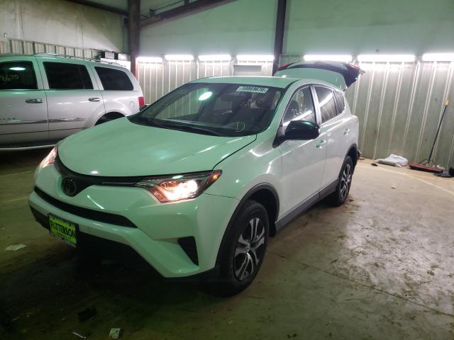 Photo 1 VIN: 2T3BFREVXJW765620 - TOYOTA RAV4 