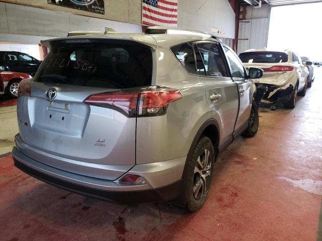 Photo 3 VIN: 2T3BFREVXJW850327 - TOYOTA RAV4 LE 