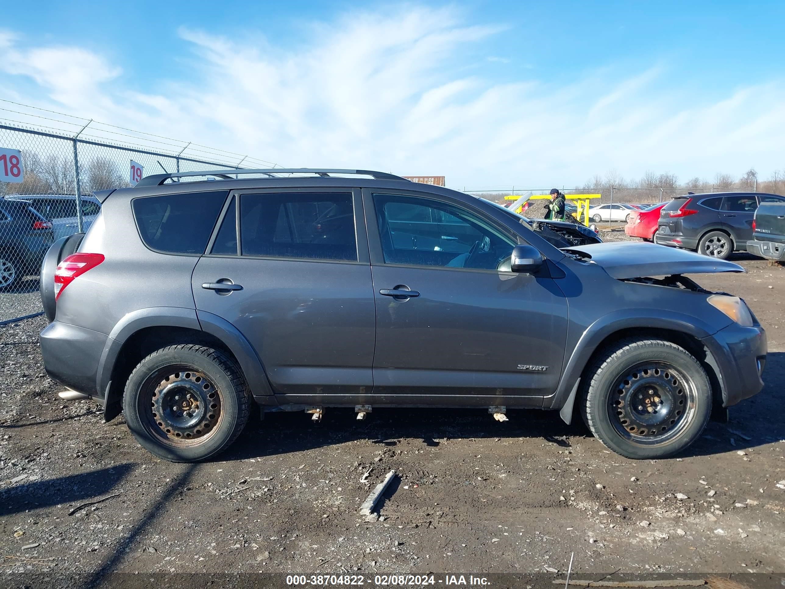 Photo 12 VIN: 2T3BK32V09W001400 - TOYOTA RAV 4 