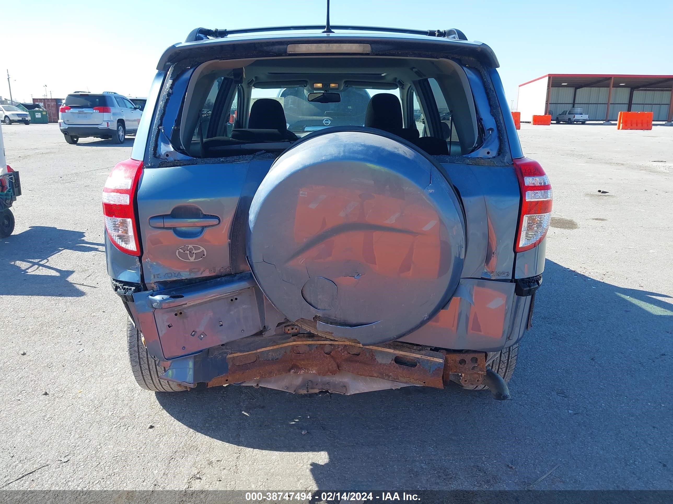 Photo 5 VIN: 2T3BK32V59W004390 - TOYOTA RAV 4 