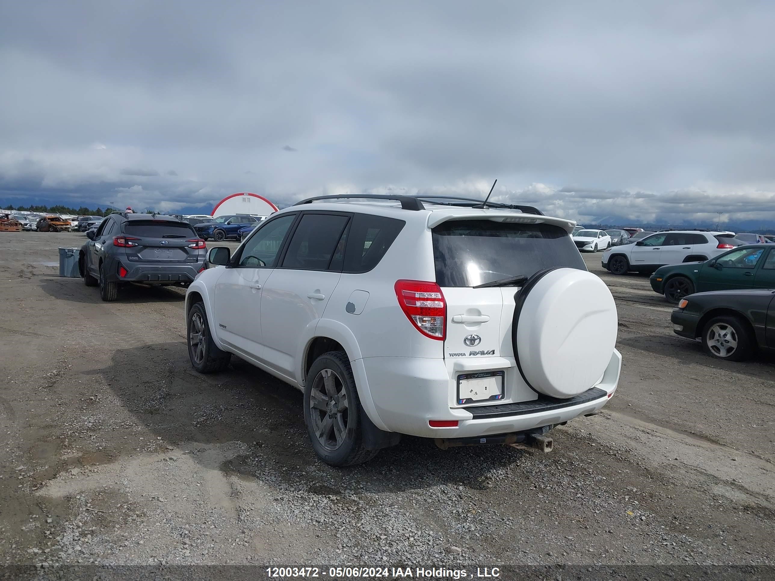 Photo 2 VIN: 2T3BK32V99W001671 - TOYOTA RAV 4 