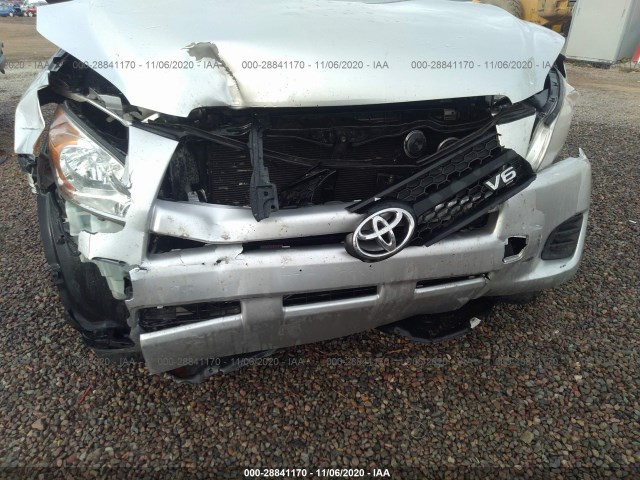 Photo 5 VIN: 2T3BK4DV5BW063819 - TOYOTA RAV4 