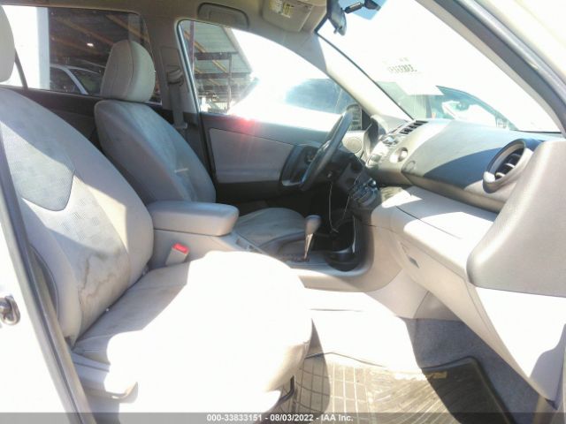 Photo 4 VIN: 2T3BK4DV6BW056345 - TOYOTA RAV4 