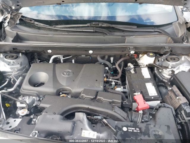 Photo 9 VIN: 2T3C1RFV0MC164546 - TOYOTA RAV4 