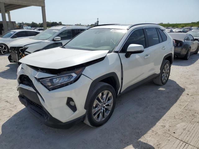 Photo 0 VIN: 2T3C1RFV2MW108574 - TOYOTA RAV4 XLE P 