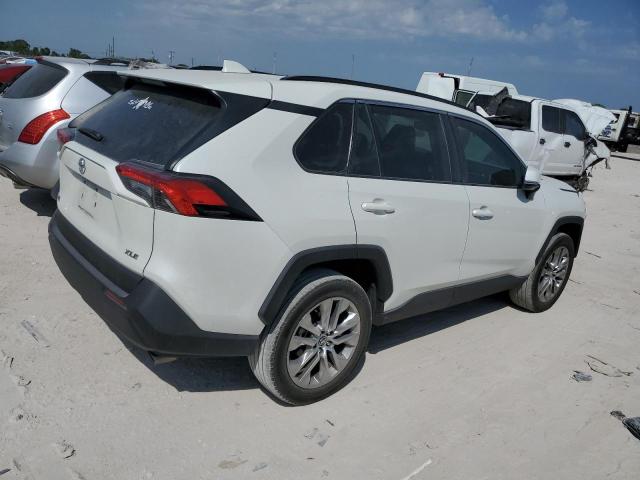 Photo 2 VIN: 2T3C1RFV2MW108574 - TOYOTA RAV4 XLE P 