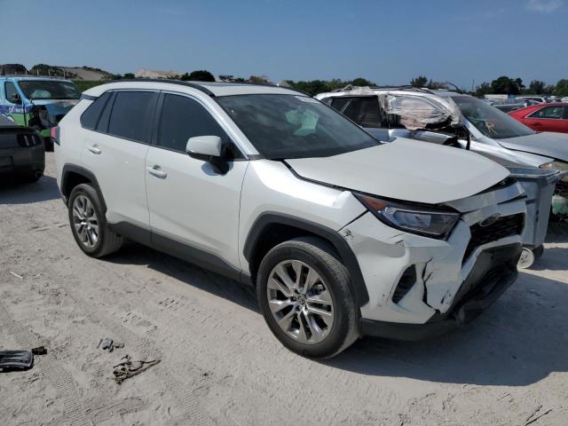 Photo 3 VIN: 2T3C1RFV2MW108574 - TOYOTA RAV4 XLE P 