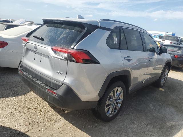 Photo 2 VIN: 2T3C1RFV2RC252957 - TOYOTA RAV4 XLE P 