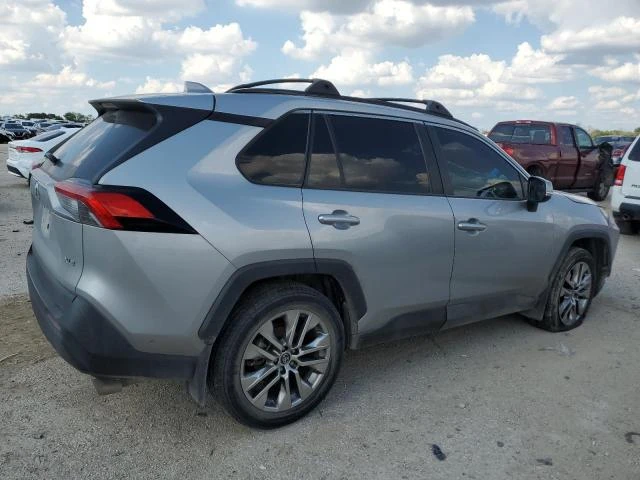 Photo 2 VIN: 2T3C1RFV4MC088913 - TOYOTA RAV4 XLE P 