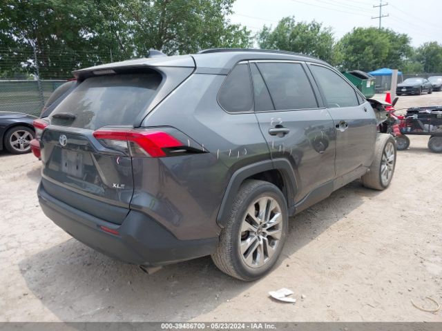 Photo 3 VIN: 2T3C1RFV4MC111168 - TOYOTA RAV4 