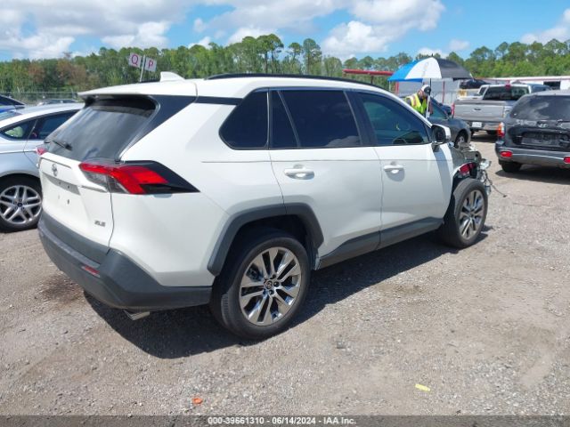 Photo 3 VIN: 2T3C1RFV4MW163088 - TOYOTA RAV4 