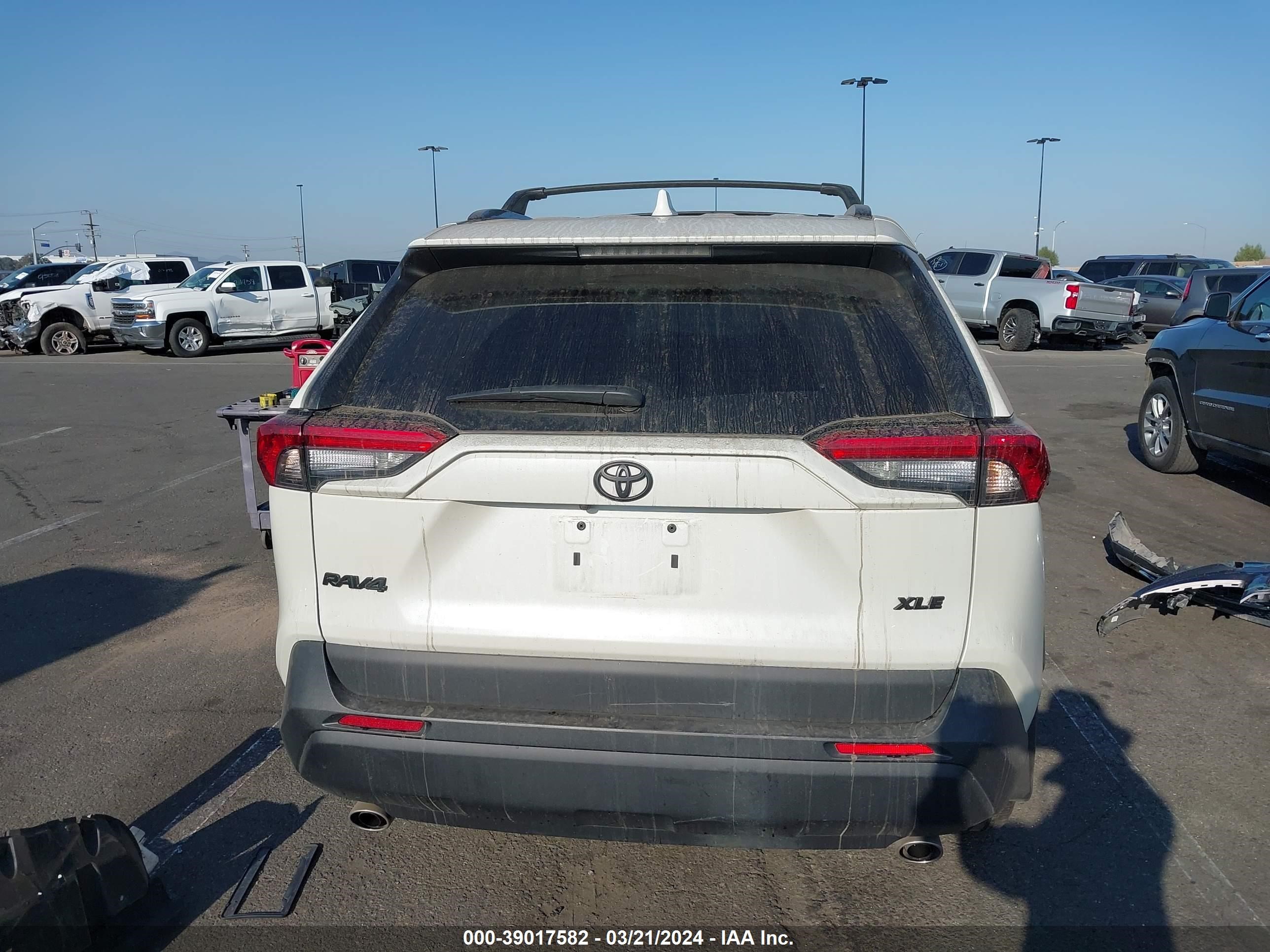 Photo 16 VIN: 2T3C1RFV4NW232976 - TOYOTA RAV 4 