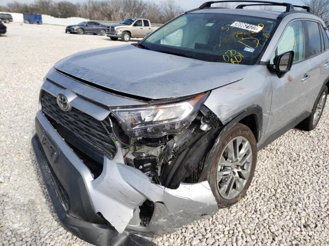 Photo 8 VIN: 2T3C1RFV6LW070801 - TOYOTA RAV4 XLE P 