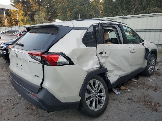 Photo 2 VIN: 2T3C1RFV6MW153386 - TOYOTA RAV4 XLE P 