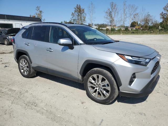 Photo 3 VIN: 2T3C1RFV6NW227651 - TOYOTA RAV4 XLE P 