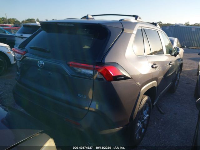 Photo 3 VIN: 2T3C1RFV6RC294628 - TOYOTA RAV4 