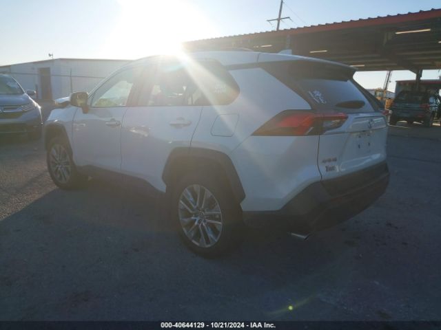 Photo 2 VIN: 2T3C1RFV7NW211104 - TOYOTA RAV4 