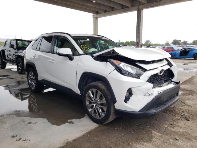 Photo 3 VIN: 2T3C1RFV8KC030476 - TOYOTA RAV4 XLE P 