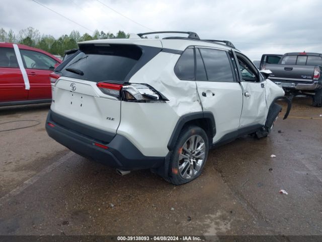 Photo 3 VIN: 2T3C1RFV8MW146682 - TOYOTA RAV4 