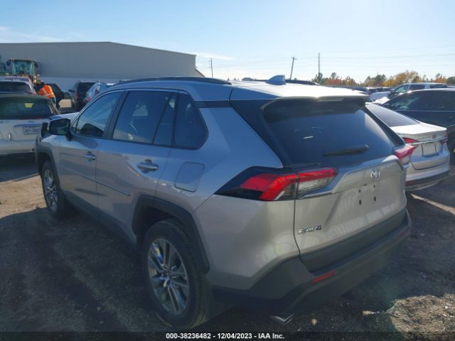 Photo 2 VIN: 2T3C1RFV8NW228686 - TOYOTA RAV4 