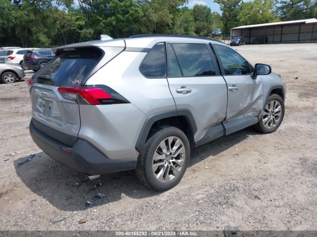 Photo 3 VIN: 2T3C1RFV9KC008843 - TOYOTA RAV4 