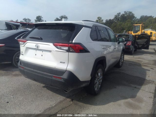 Photo 3 VIN: 2T3C1RFV9MW140857 - TOYOTA RAV4 