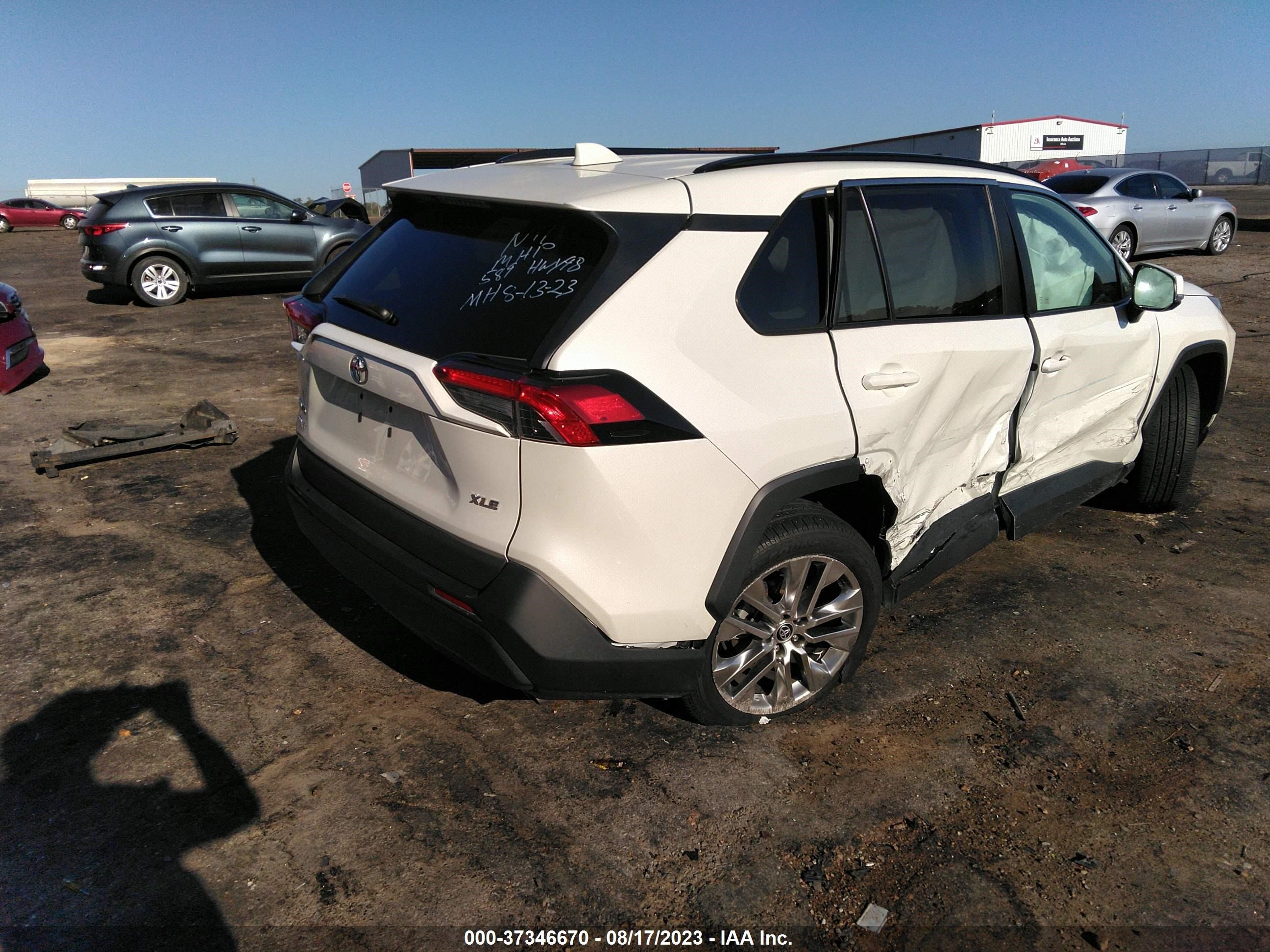 Photo 3 VIN: 2T3C1RFV9MW160767 - TOYOTA RAV 4 