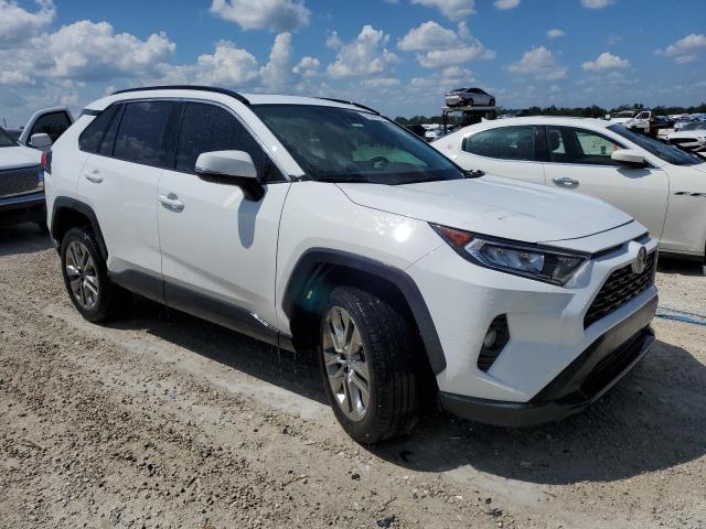 Photo 3 VIN: 2T3C1RFVXKC014750 - TOYOTA RAV4 XLE P 