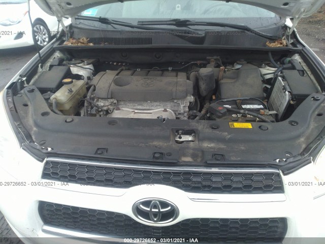 Photo 9 VIN: 2T3DF4DV1BW110311 - TOYOTA RAV4 