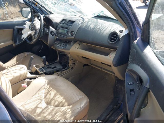 Photo 4 VIN: 2T3DF4DV2CW216946 - TOYOTA RAV4 