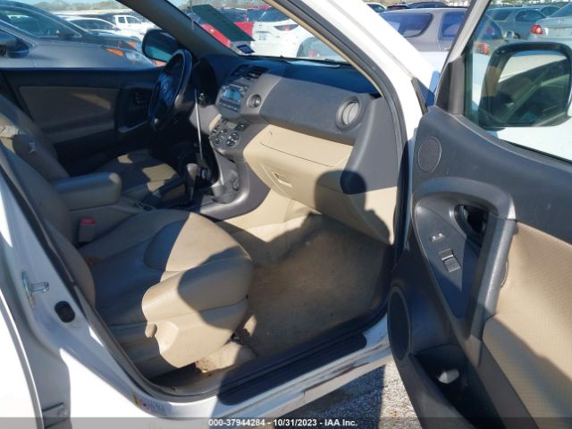 Photo 4 VIN: 2T3DF4DV5CW207674 - TOYOTA RAV4 