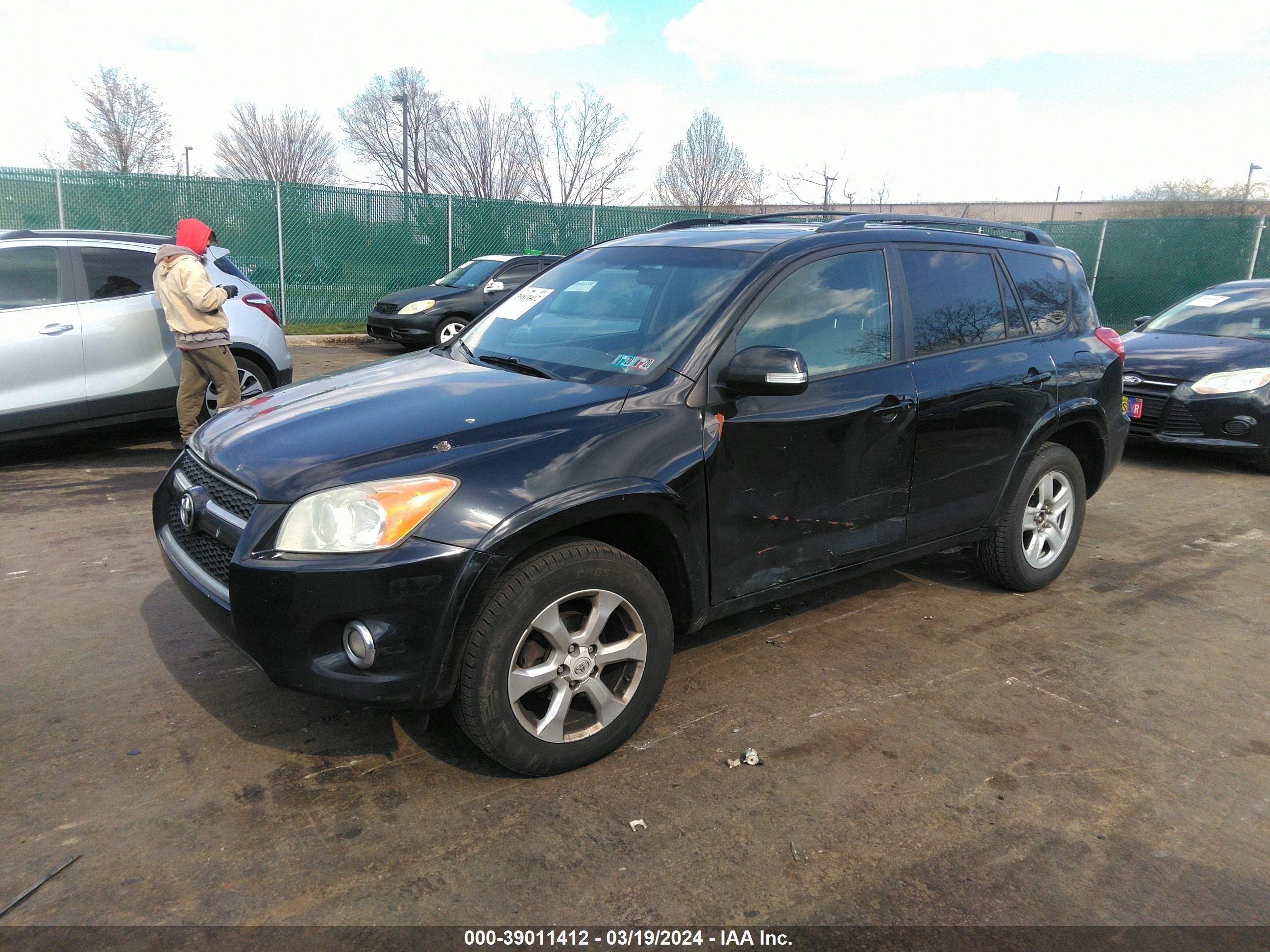 Photo 1 VIN: 2T3DF4DV6BW095529 - TOYOTA RAV 4 