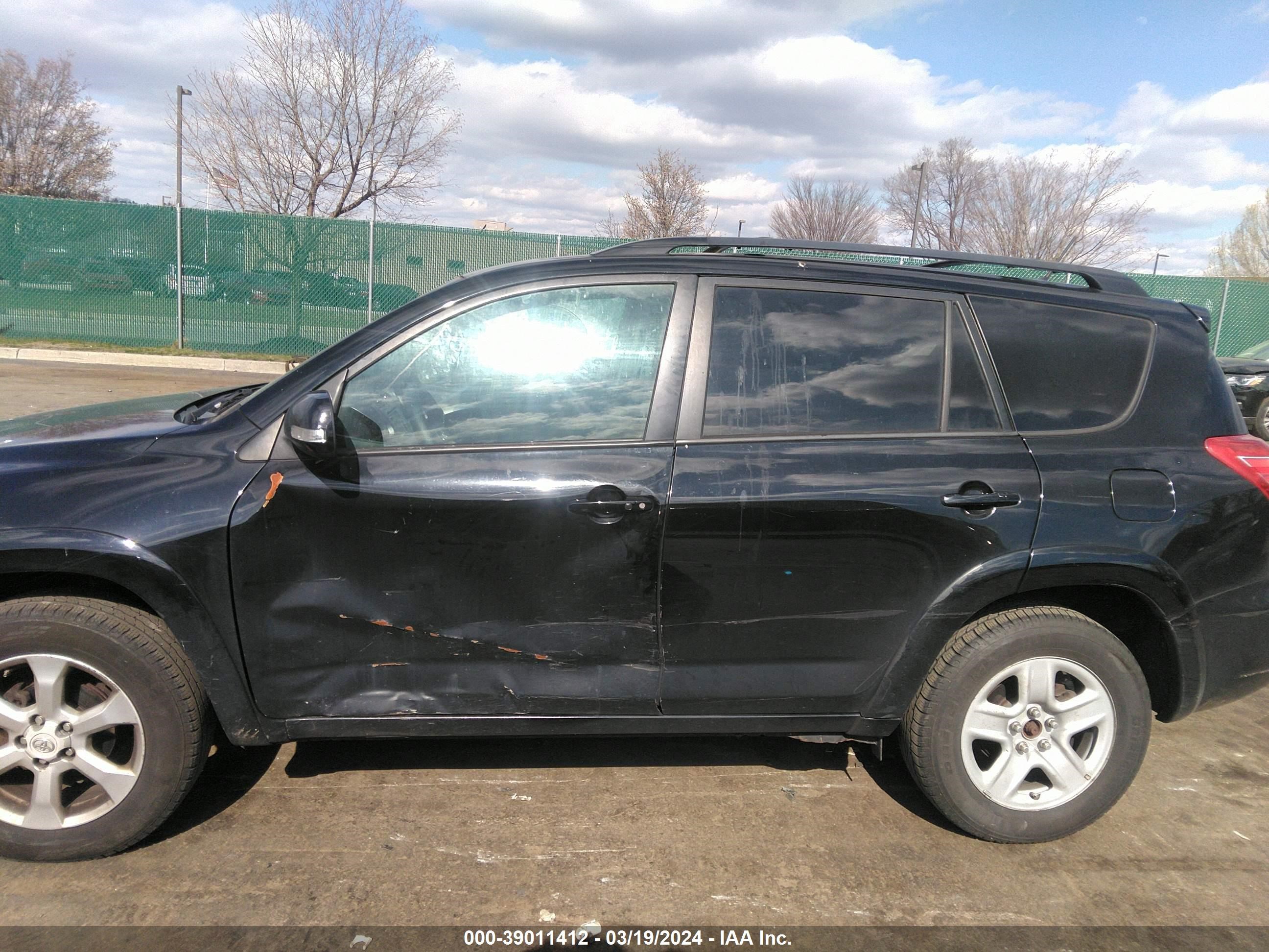 Photo 5 VIN: 2T3DF4DV6BW095529 - TOYOTA RAV 4 