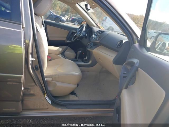 Photo 4 VIN: 2T3DF4DV9BW104174 - TOYOTA RAV4 