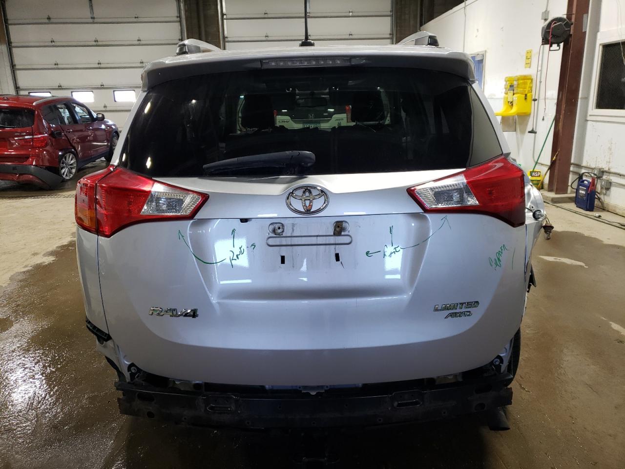 Photo 5 VIN: 2T3DFREV0FW300246 - TOYOTA RAV 4 