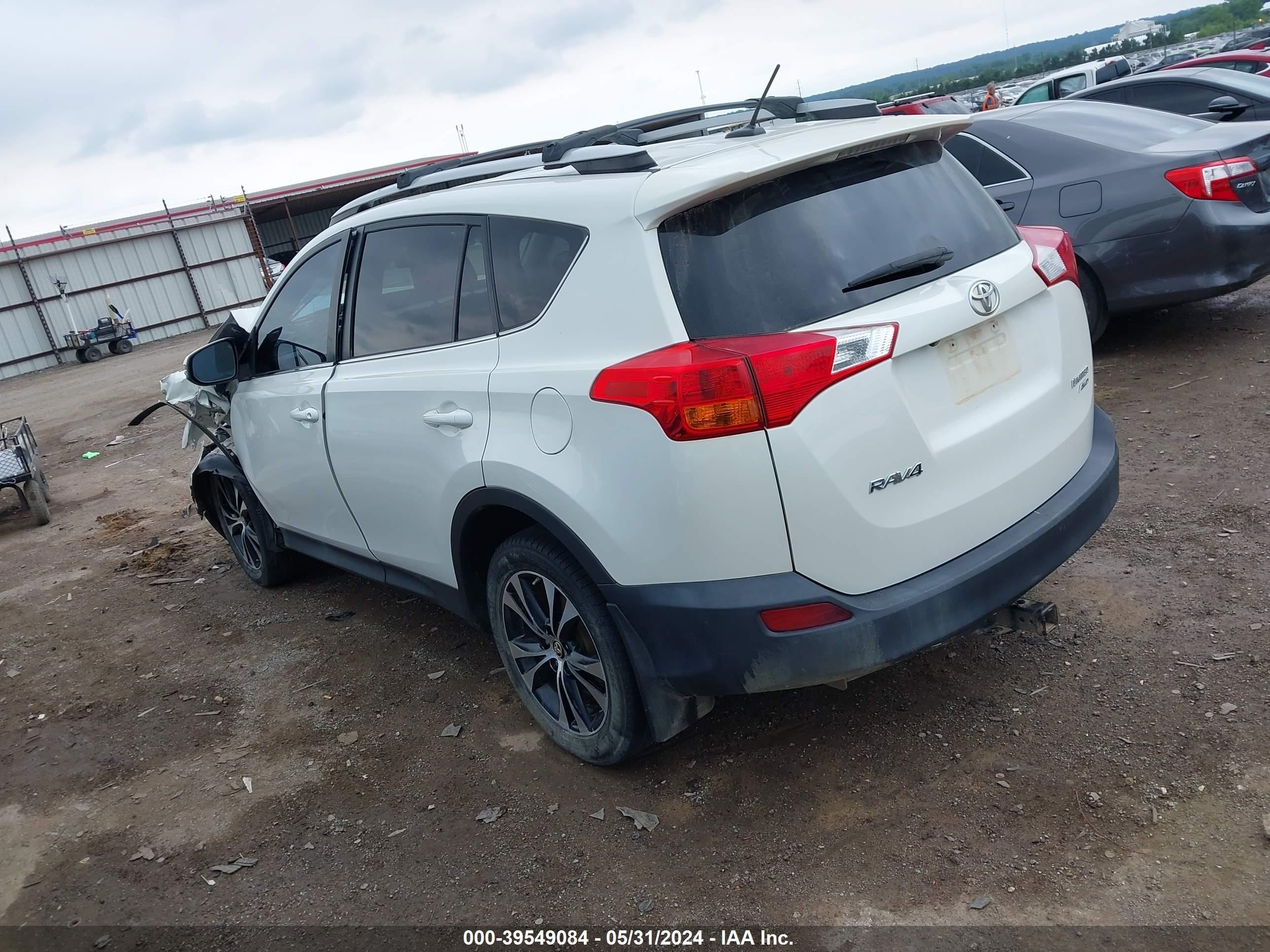 Photo 2 VIN: 2T3DFREV0FW329262 - TOYOTA RAV 4 