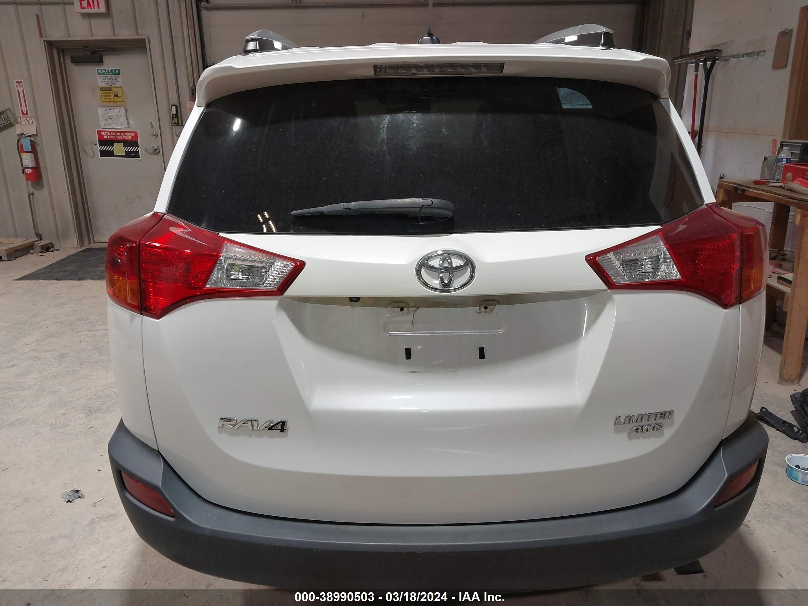 Photo 16 VIN: 2T3DFREV1FW361329 - TOYOTA RAV 4 