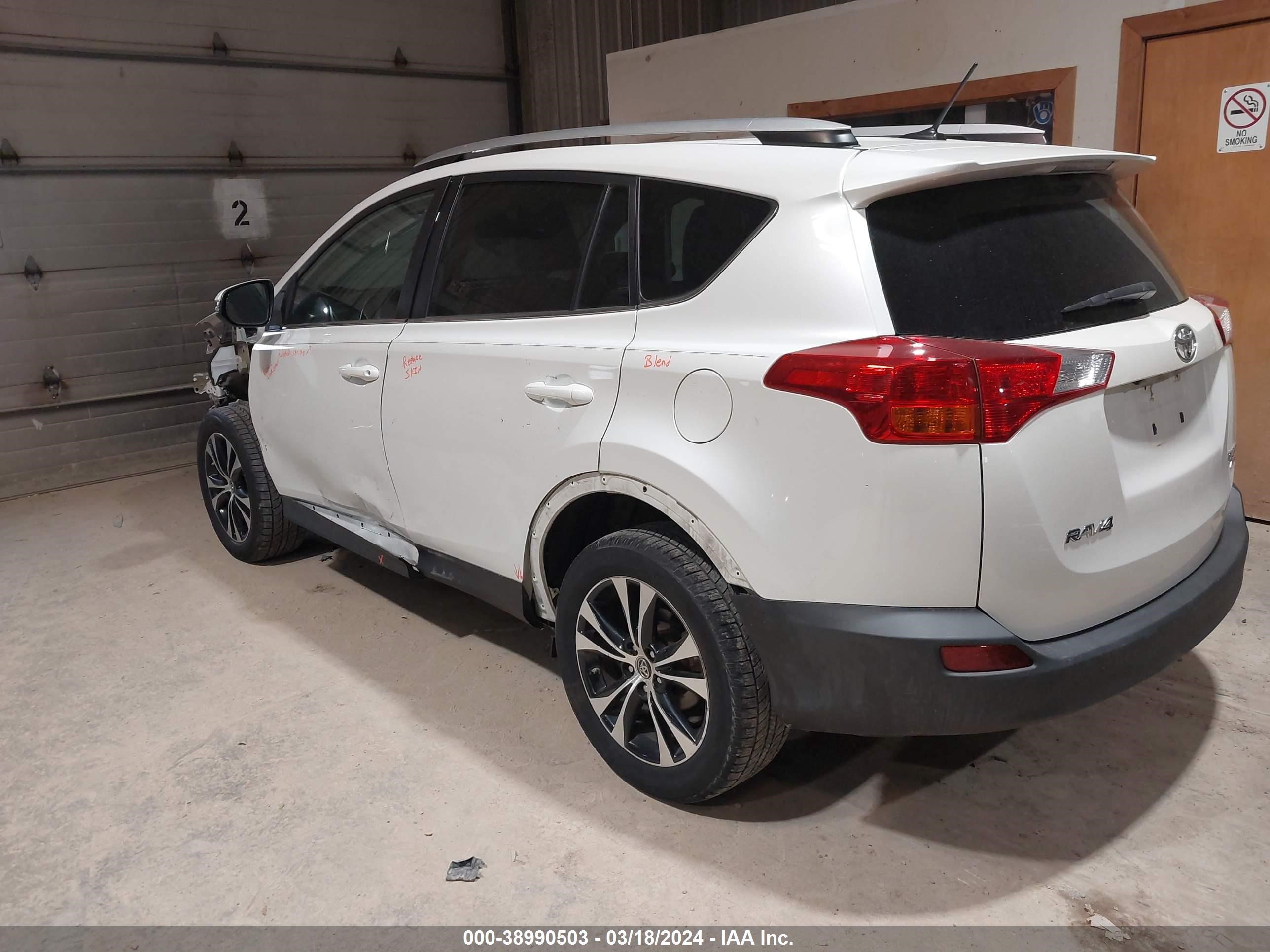 Photo 2 VIN: 2T3DFREV1FW361329 - TOYOTA RAV 4 