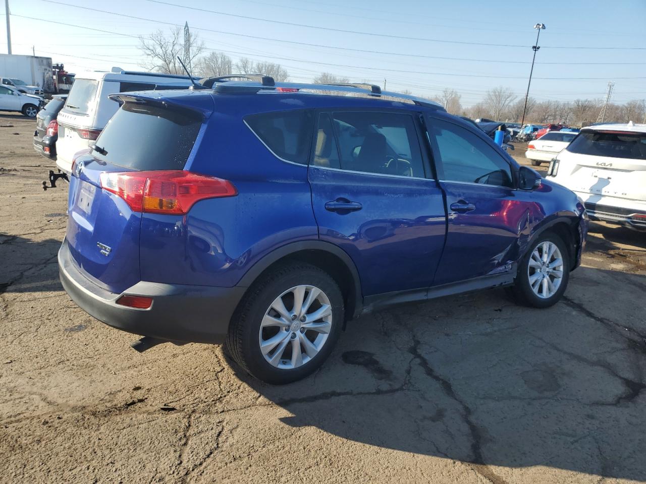 Photo 2 VIN: 2T3DFREV3FW381775 - TOYOTA RAV 4 