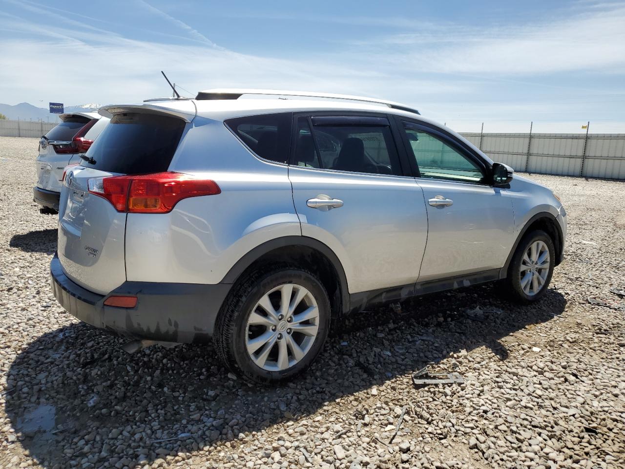 Photo 2 VIN: 2T3DFREV7FW249571 - TOYOTA RAV 4 