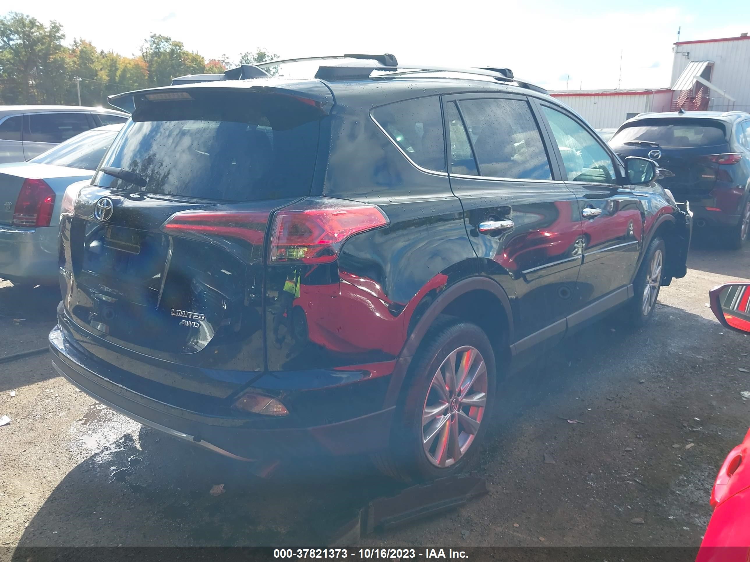 Photo 3 VIN: 2T3DFREV9JW808143 - TOYOTA RAV 4 