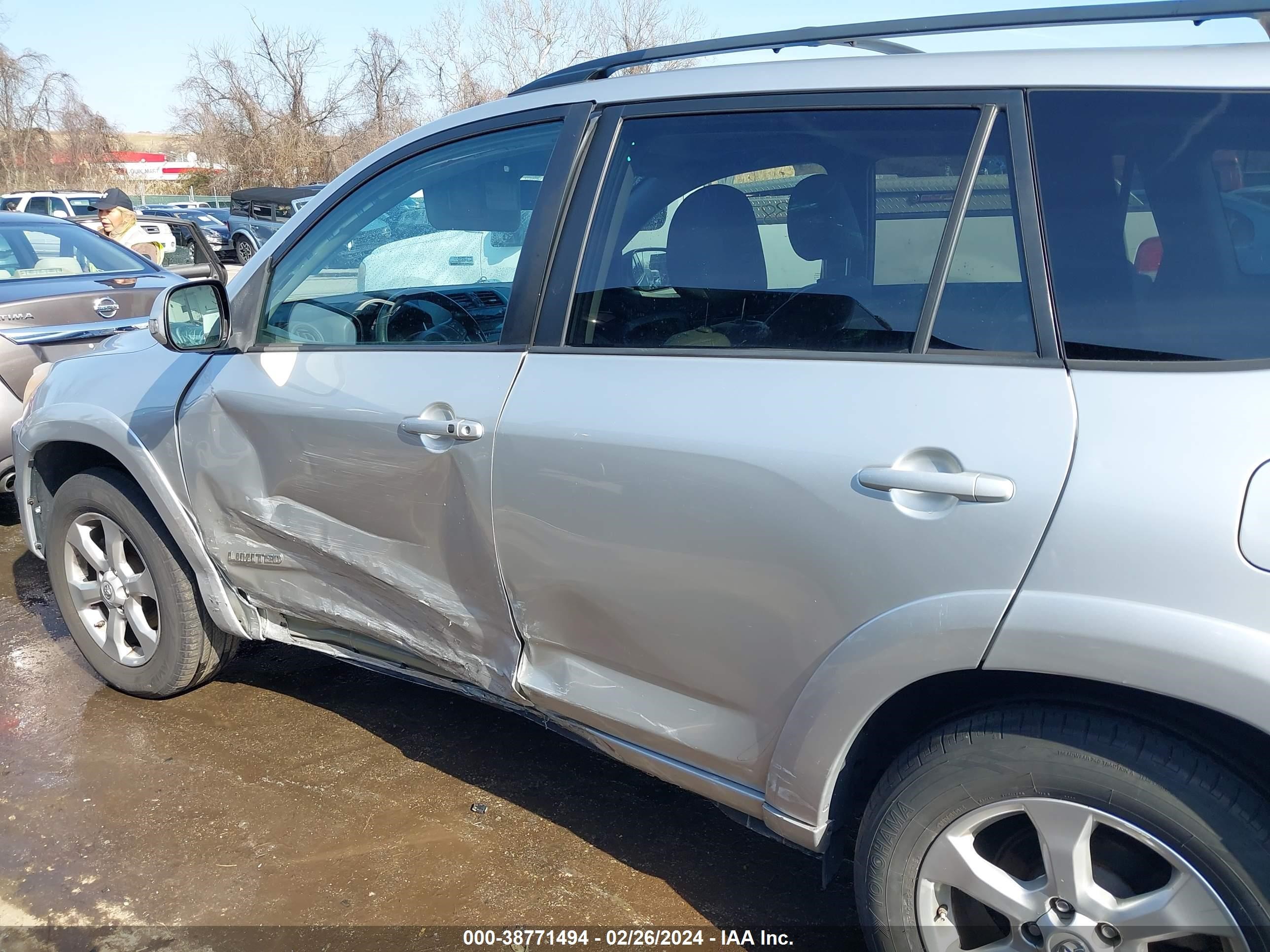 Photo 5 VIN: 2T3DK4DV1BW039008 - TOYOTA RAV 4 