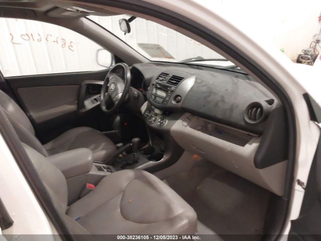 Photo 4 VIN: 2T3DK4DV1BW044368 - TOYOTA RAV4 