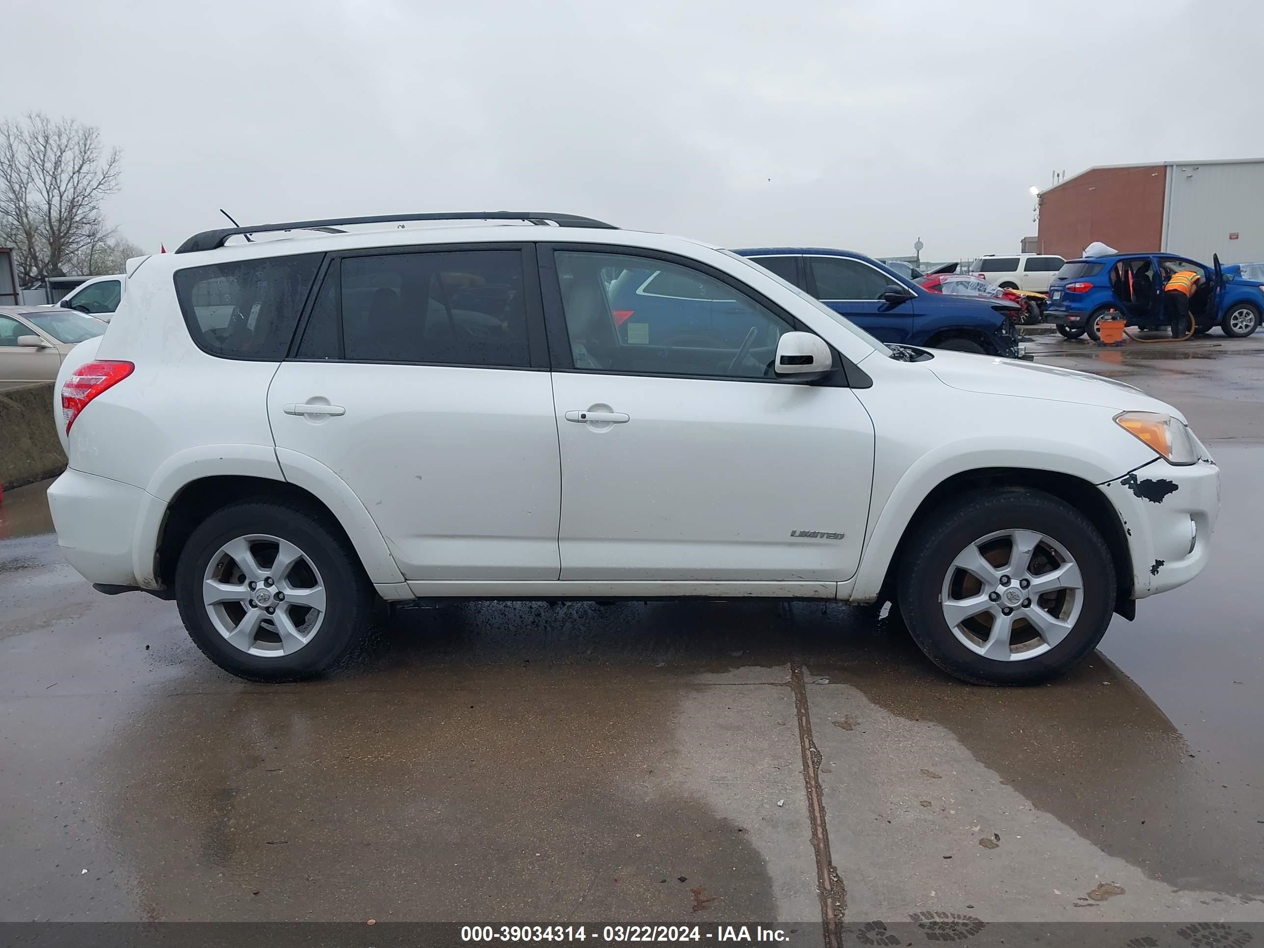 Photo 12 VIN: 2T3DK4DV3CW074585 - TOYOTA RAV 4 