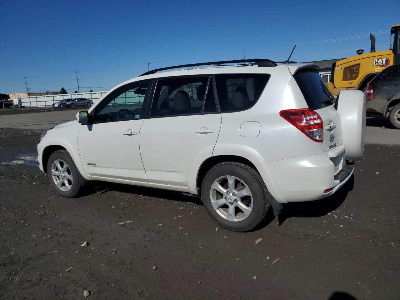 Photo 1 VIN: 2T3DK4DVXBW062562 - TOYOTA RAV 4 