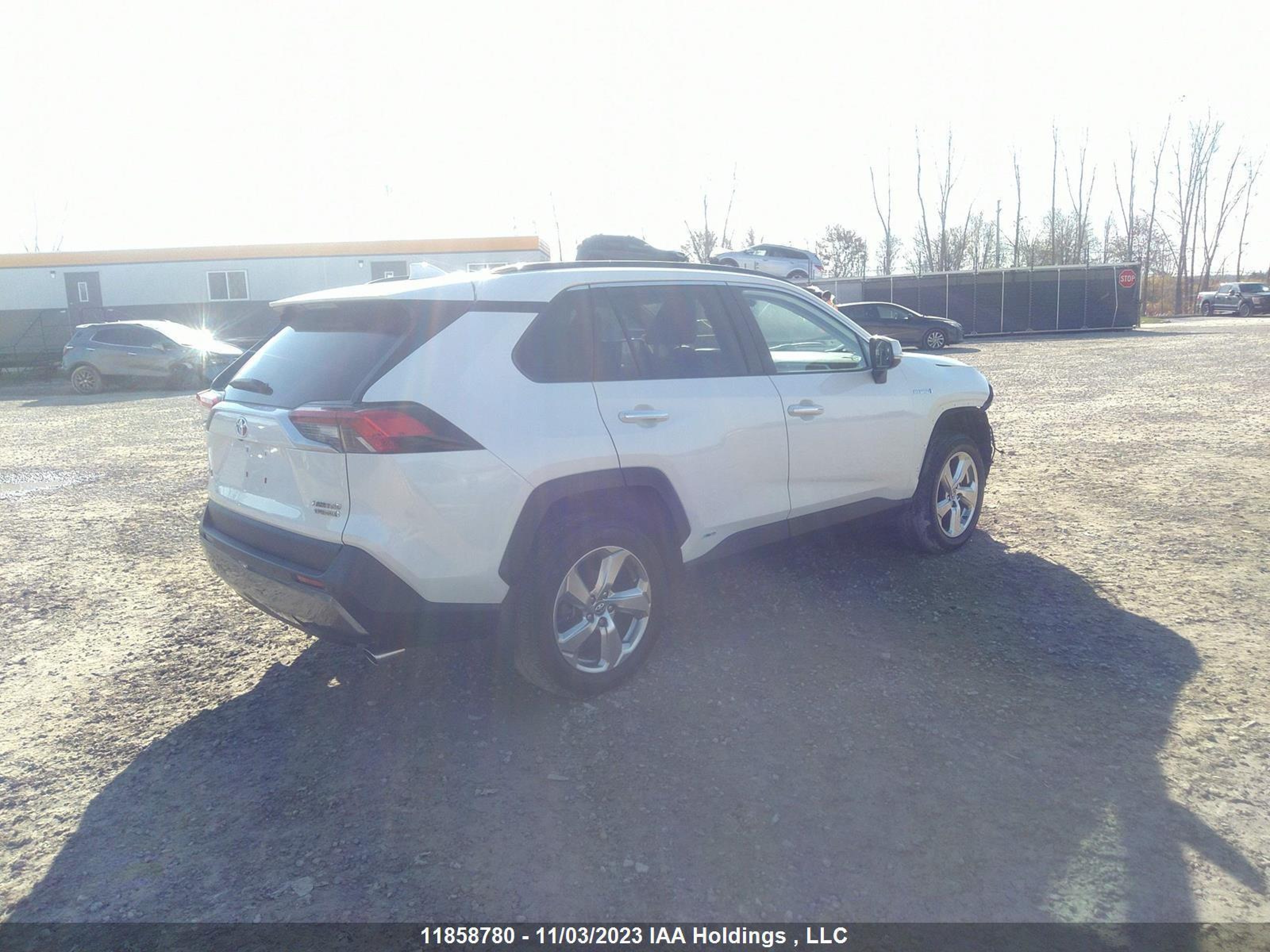 Photo 3 VIN: 2T3DWRFV0KW044442 - TOYOTA RAV 4 