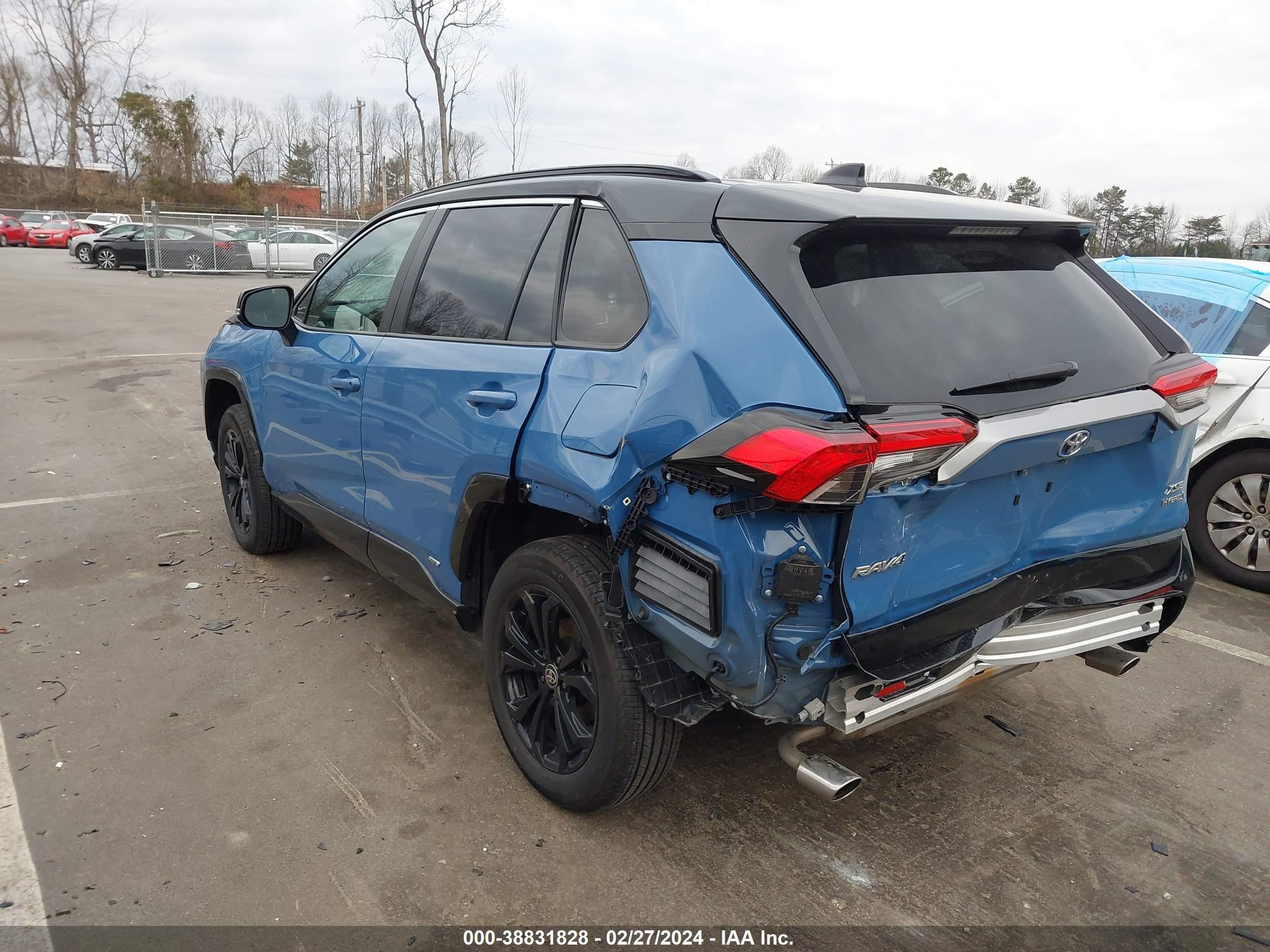 Photo 2 VIN: 2T3E6RFV2PW039772 - TOYOTA RAV 4 