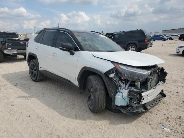 Photo 3 VIN: 2T3E6RFV6RW068517 - TOYOTA RAV4 XSE 