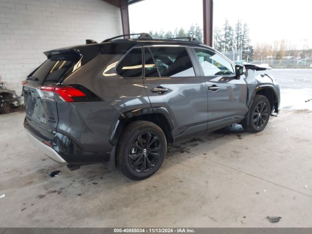 Photo 3 VIN: 2T3E6RFV9RW065806 - TOYOTA RAV4 